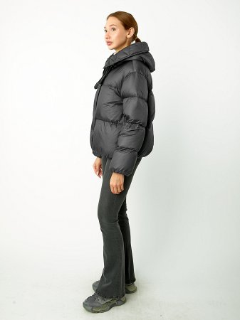 Укороченный пуховик с капюшоном