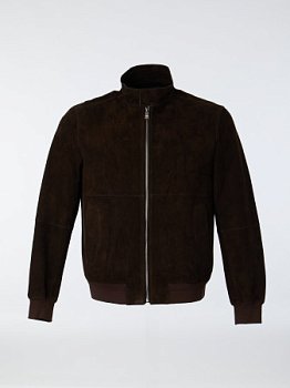 Стильный бомбер из натуральной замши