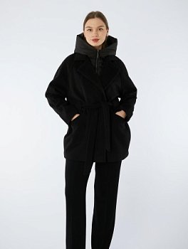 Пальто женское с капюшоном укороченное