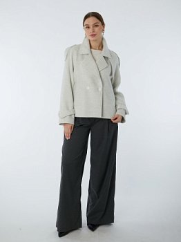 Драповая куртка с английским воротником