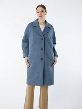 Демисезонное пальто с английским воротником