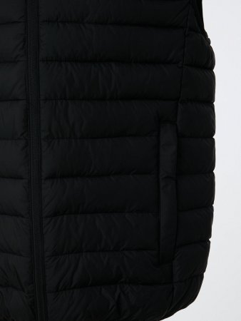 Жилет мужской с капюшоном