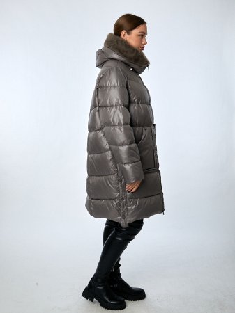 Пуховик женский стёганый с капюшоном