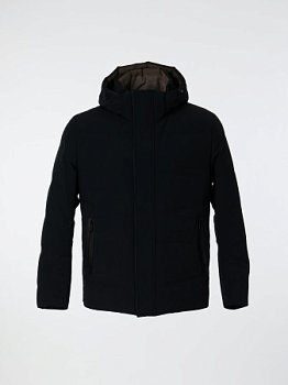 Укороченный мужской пуховик с капюшоном