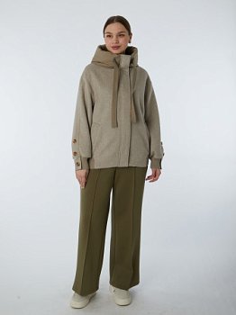 Драповая куртка с капюшоном