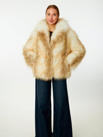 Укороченная шуба из экомеха