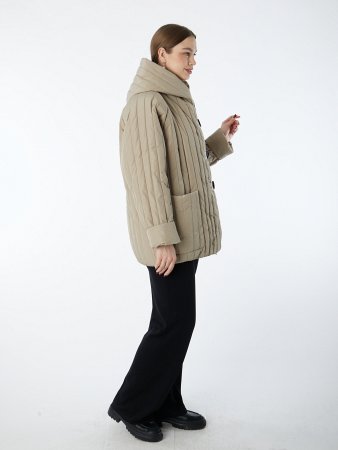 Стеганая утепленная куртка с капюшоном