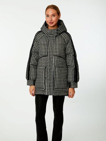 Пуховик женский стёганый с капюшоном