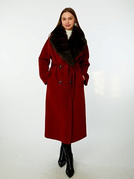 Классическое пальто со съёмным мехом песца