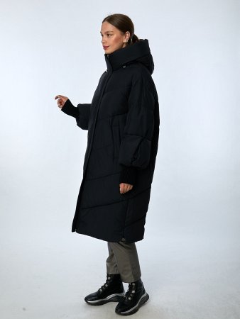 Пуховик женский с капюшоном удлинённый