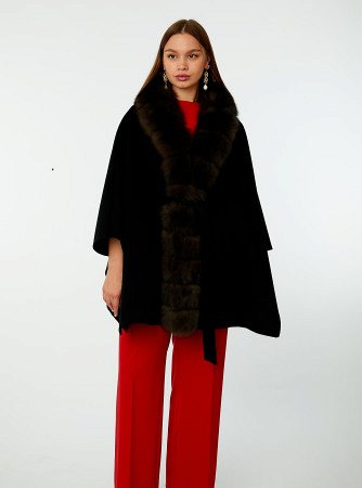 Пальто-пончо из кашемира с отделкой мехом песца