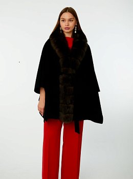 Пальто-пончо из кашемира с отделкой мехом песца