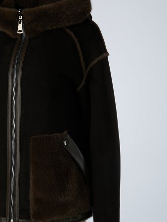 Экодублёнка женская с капюшоном