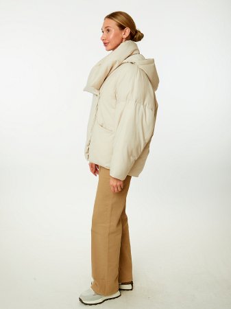 Пуховик женский с капюшоном