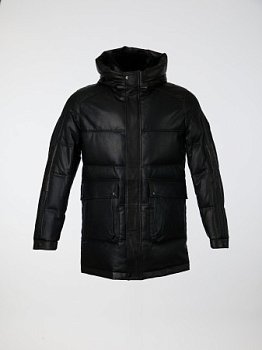 Удлиненный кожаный пуховик с капюшоном