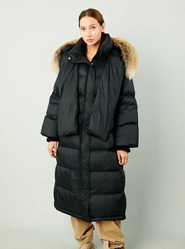 Длинный пуховик с капюшоном и отделкой мехом лисы