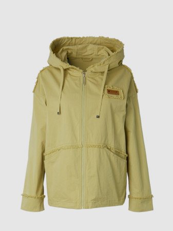 Ветровка женская с капюшоном