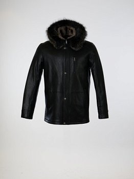 Кожаная куртка на мехе с капюшоном