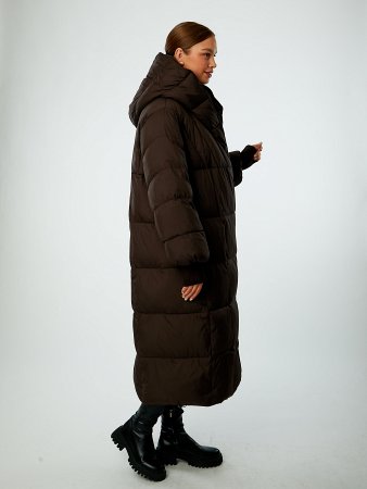 Пуховик женский удлинённый с капюшоном