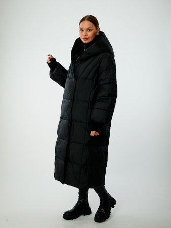 Пуховик женский удлинённый с капюшоном