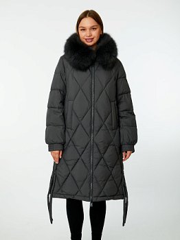 Стеганый пуховик с капюшоном