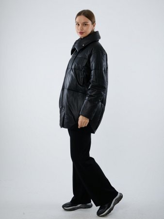 Удлиненная куртка из натуральной кожи на пуху
