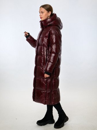 Пуховик женский удлинённый с капюшоном