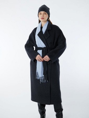 Длинное пальто с английским воротником