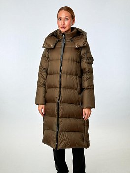Удлиненный пуховик с капюшоном