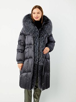 Удлиненный пуховик с капюшоном