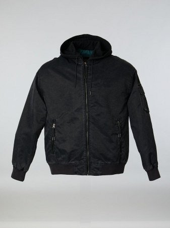 Ветровка мужская с капюшоном