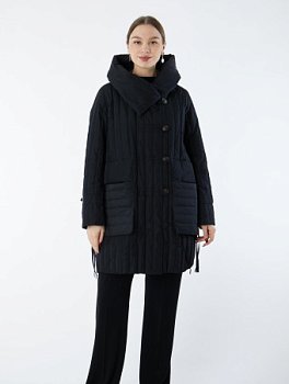 Стильная удлиненная куртка