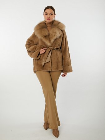 Укороченная шуба из меха норки и отделкой мехом песца