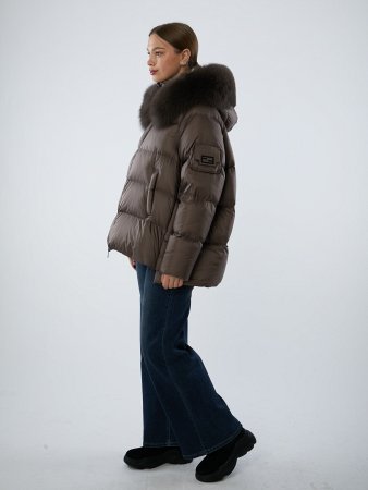 Укороченный пуховик с капюшоном