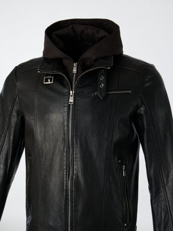 Куртка из натуральной кожи со съемным капюшоном