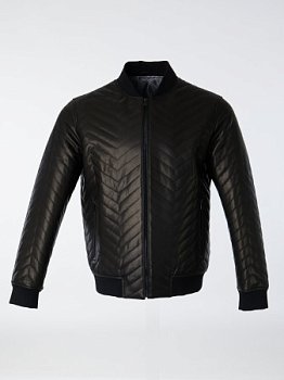 Утепленный бомбер из натуральной кожи