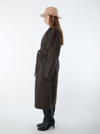 Длинное пальто с английским воротником