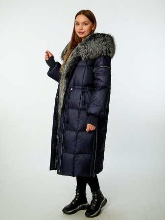 Длинный пуховик с капюшоном и отделкой мехом лисицы