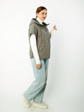 Жилет женский с капюшоном