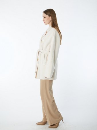 Укороченное пальто из высококачественной шерсти