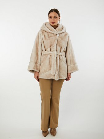 Укороченная шуба из меха норки с капюшоном