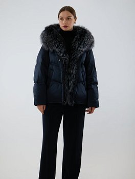 Парка с капюшоном