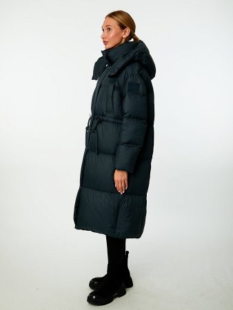 Удлиненный пуховик с капюшоном