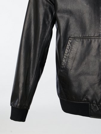 Куртка-бомбер с капюшоном