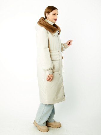 Парка с отделкой из эконорки