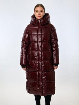 Пуховик женский удлинённый с капюшоном