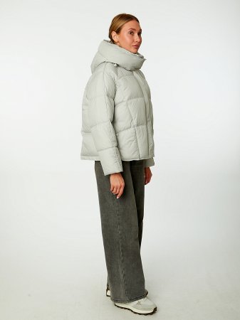 Пуховик женский стёганый с капюшоном