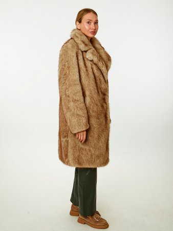 Шуба из экомеха с английским воротником