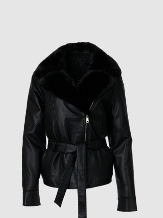 Стильная куртка из натуральной кожи