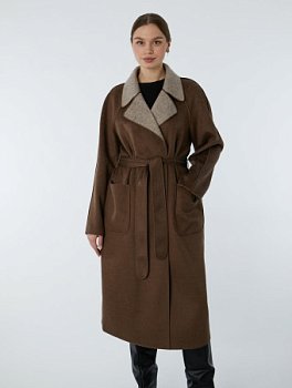 Демисезонное пальто без подклада с поясом